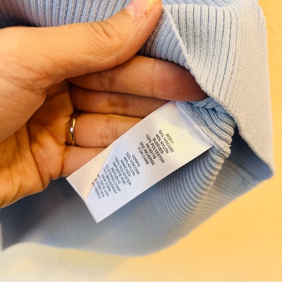 INDUSTRY Ribbed Ruffle Sleeve Tank Small NWT - Picture 8 of 8